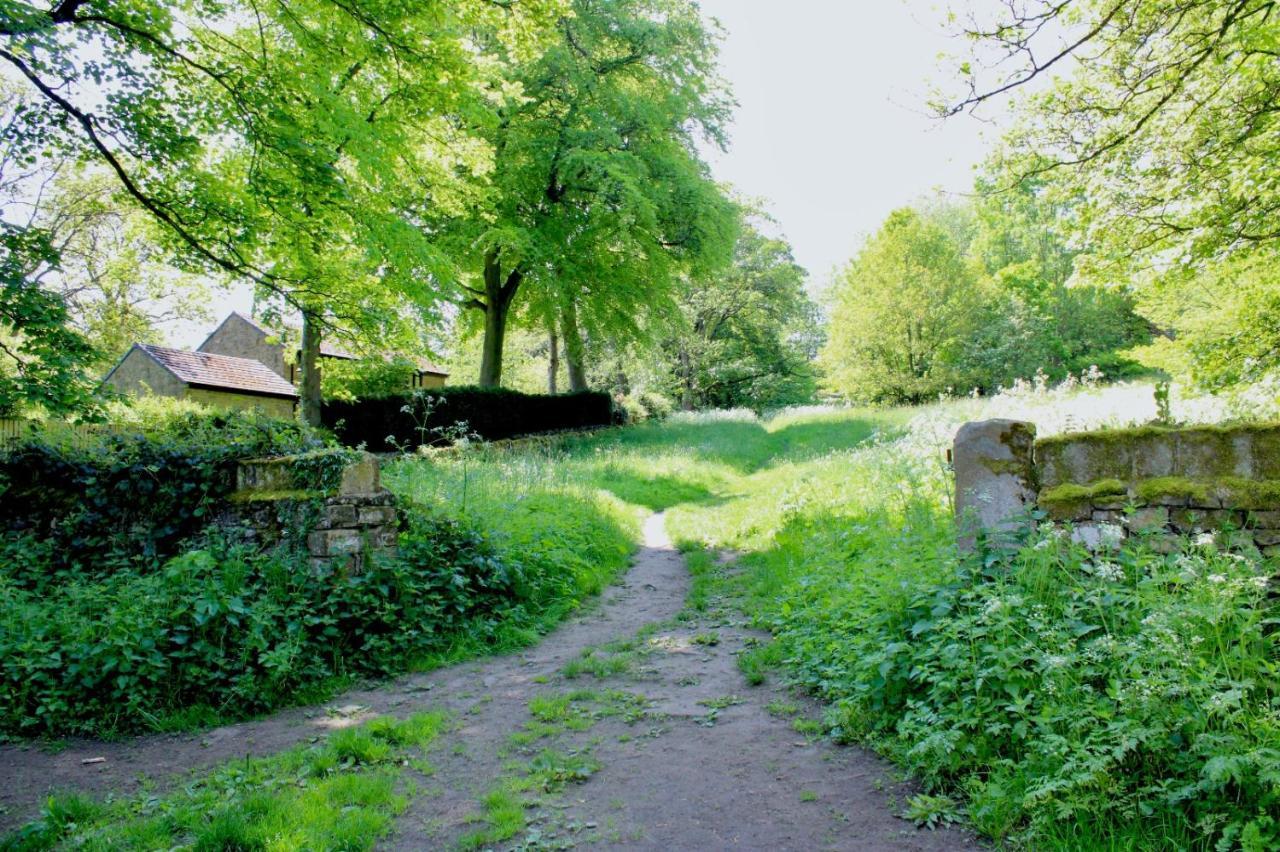 Cobbles Cottage, Honley Exterior photo