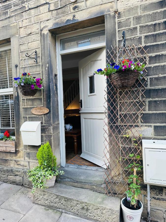 Cobbles Cottage, Honley Exterior photo